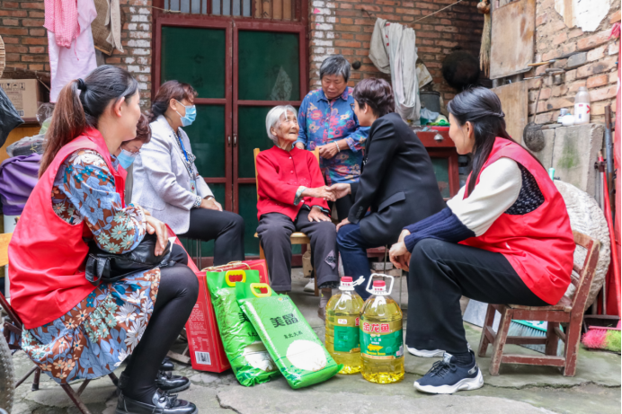 服务群众零距离，爱心民生共发展——向阳南社区博爱家园404.png