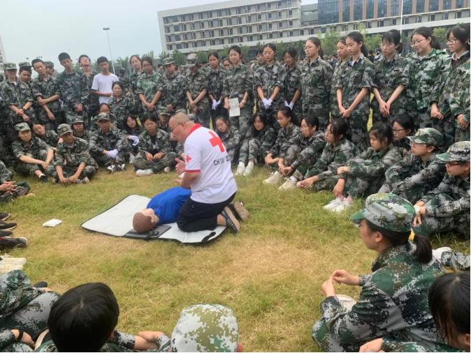 普及应急救护知识，掌握自救互救技能1031.png