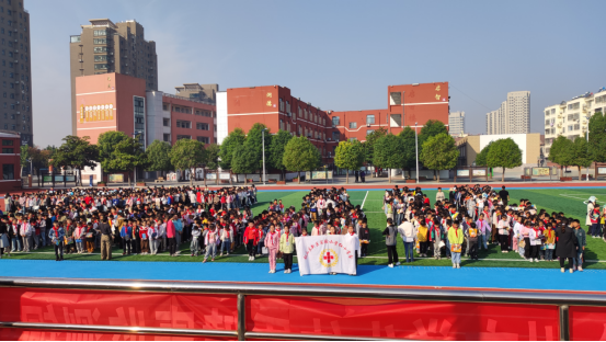 防灾减灾  守护生命‖铜山新区实验小学开展防震减灾安全疏散演练活动521.png