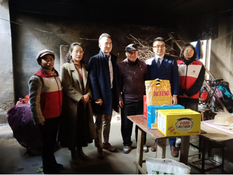 擦亮人道名片 关爱困难家庭358.png
